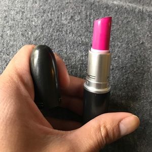Mac candy yum yum matte lipstick