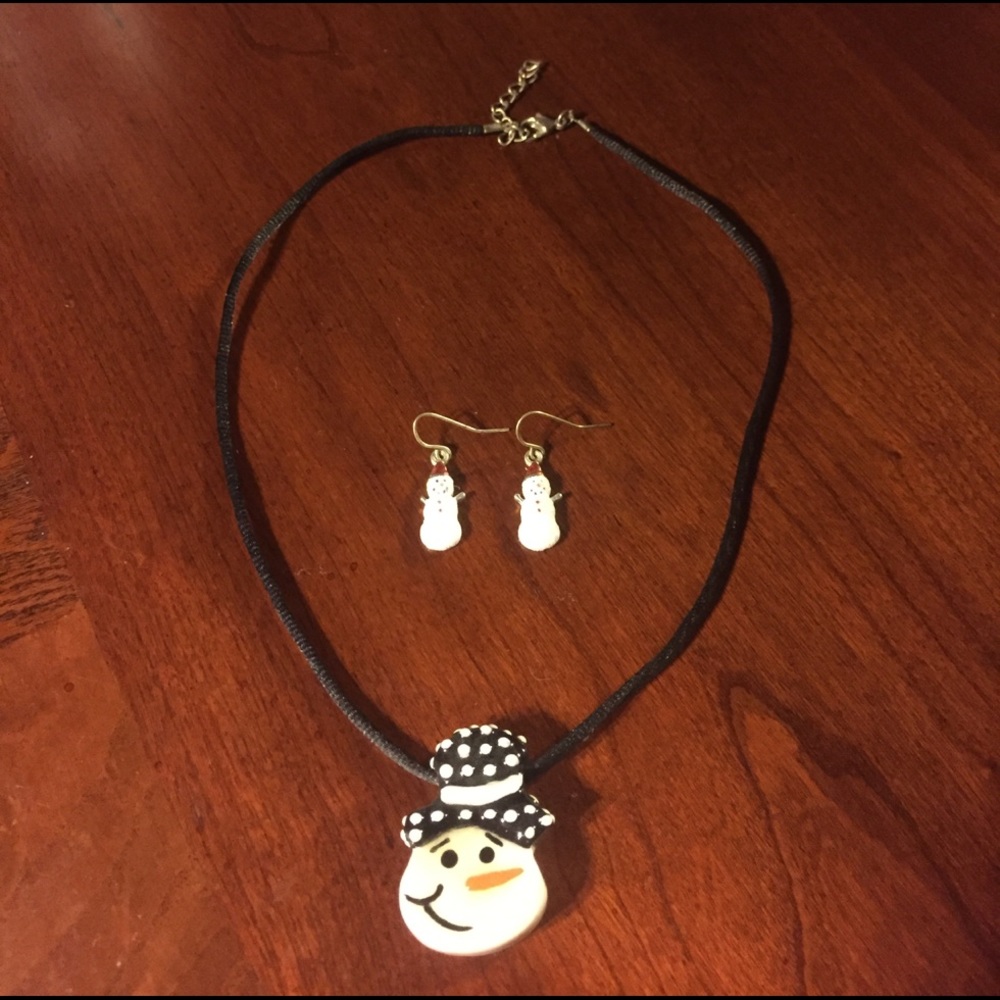 Cute snowman necklace and earring bundle