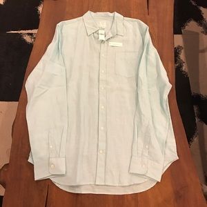 Men's "GAP" linen long sleeve button-up.