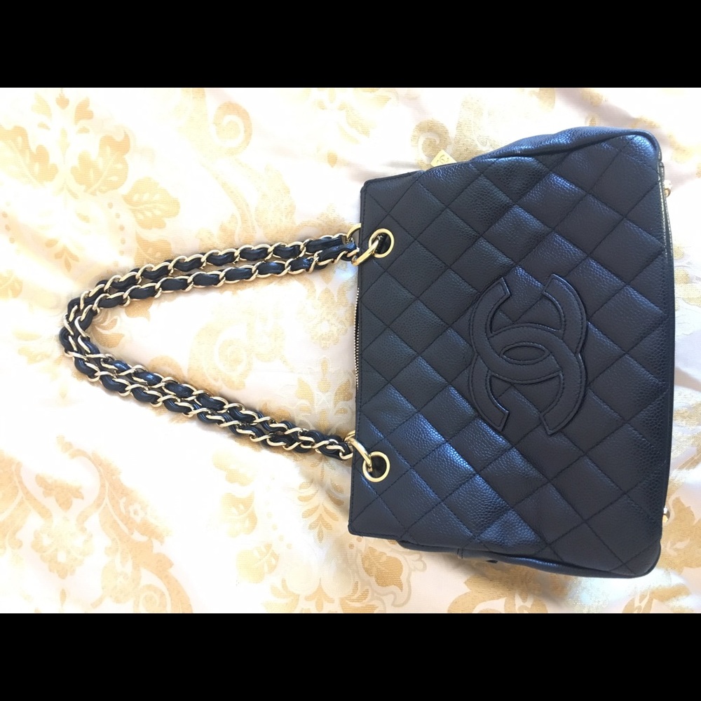 Authentic Chanel purse