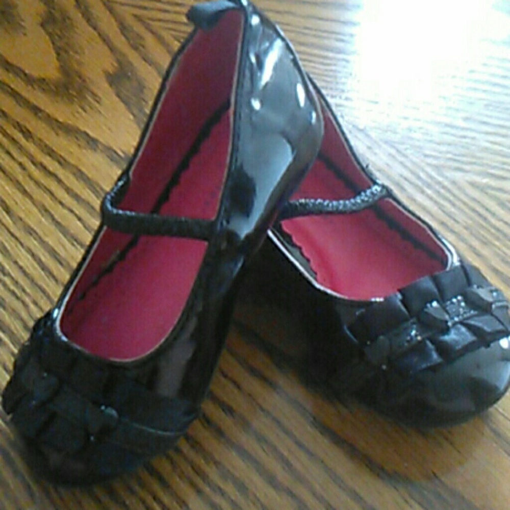 Healthtex size 5 toddler shoes $2 ib bundling