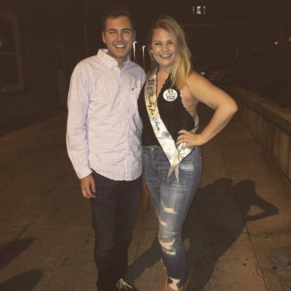 Meet your Posher, Zachary