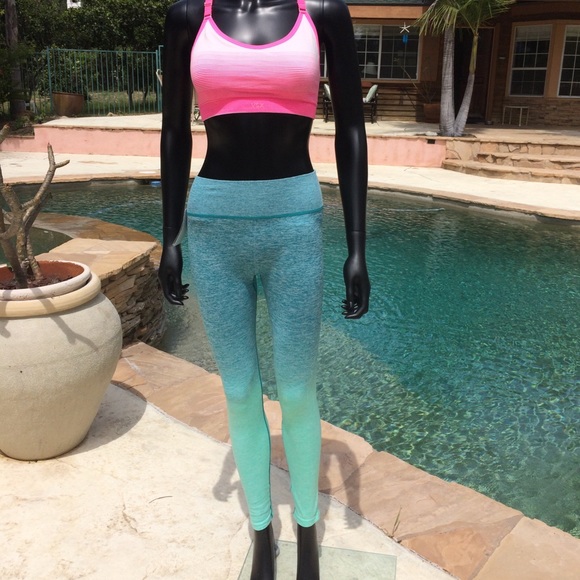 SOLD OUT - Picture 2 of 6