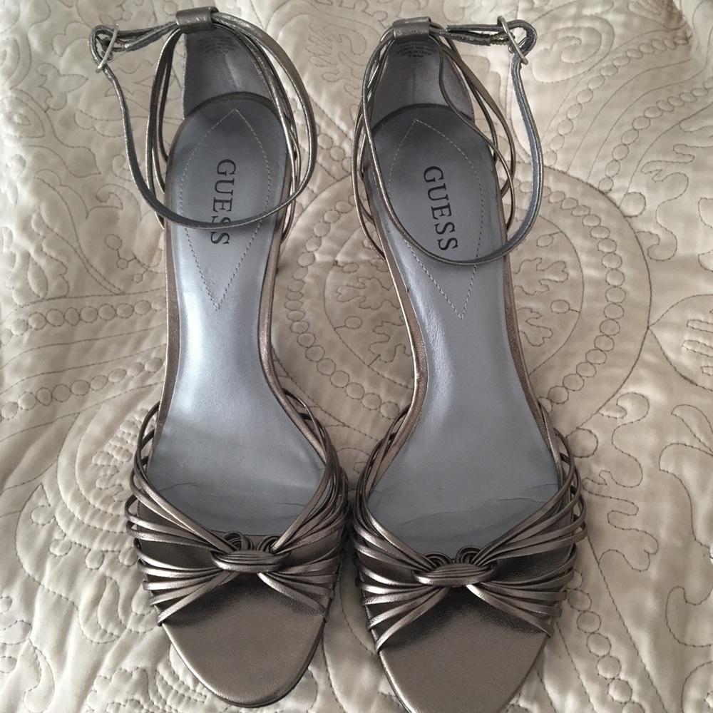 Guess pewter heel 7 1/2