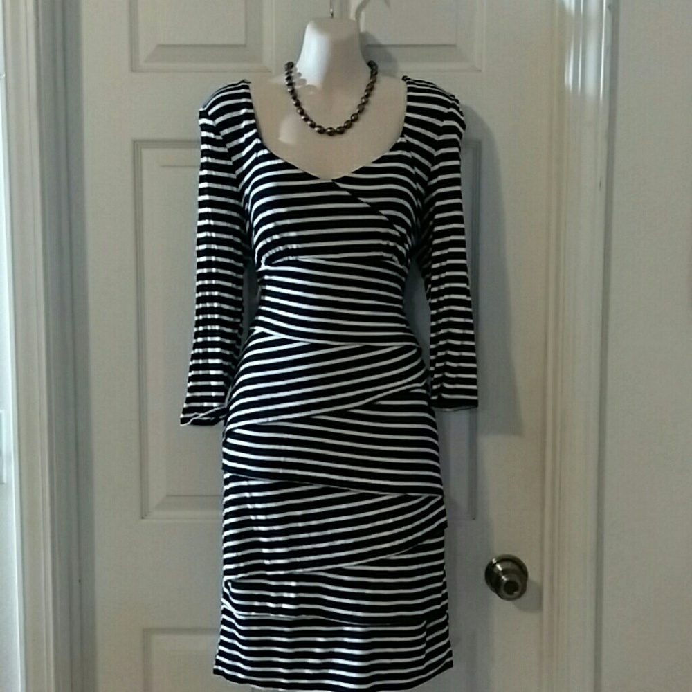 Paisley Sky fitted dress
