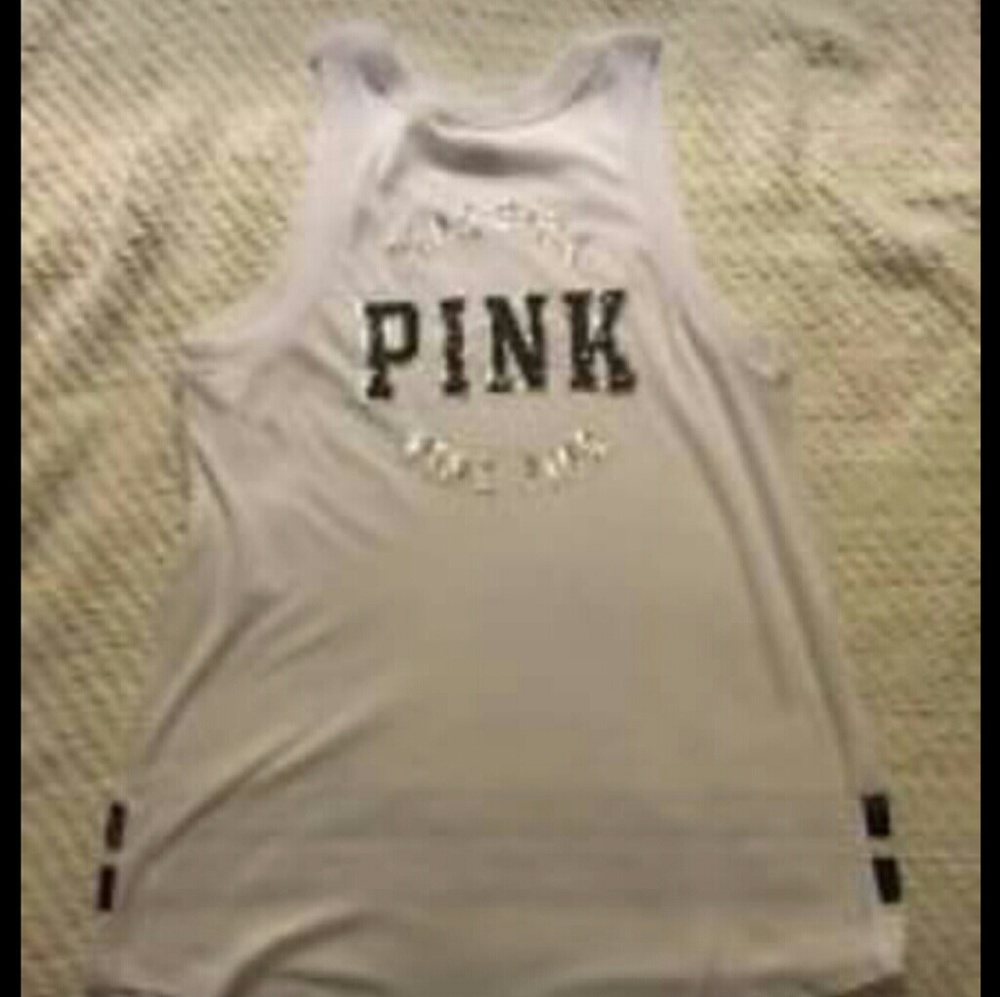 Small Vs Pink Tank