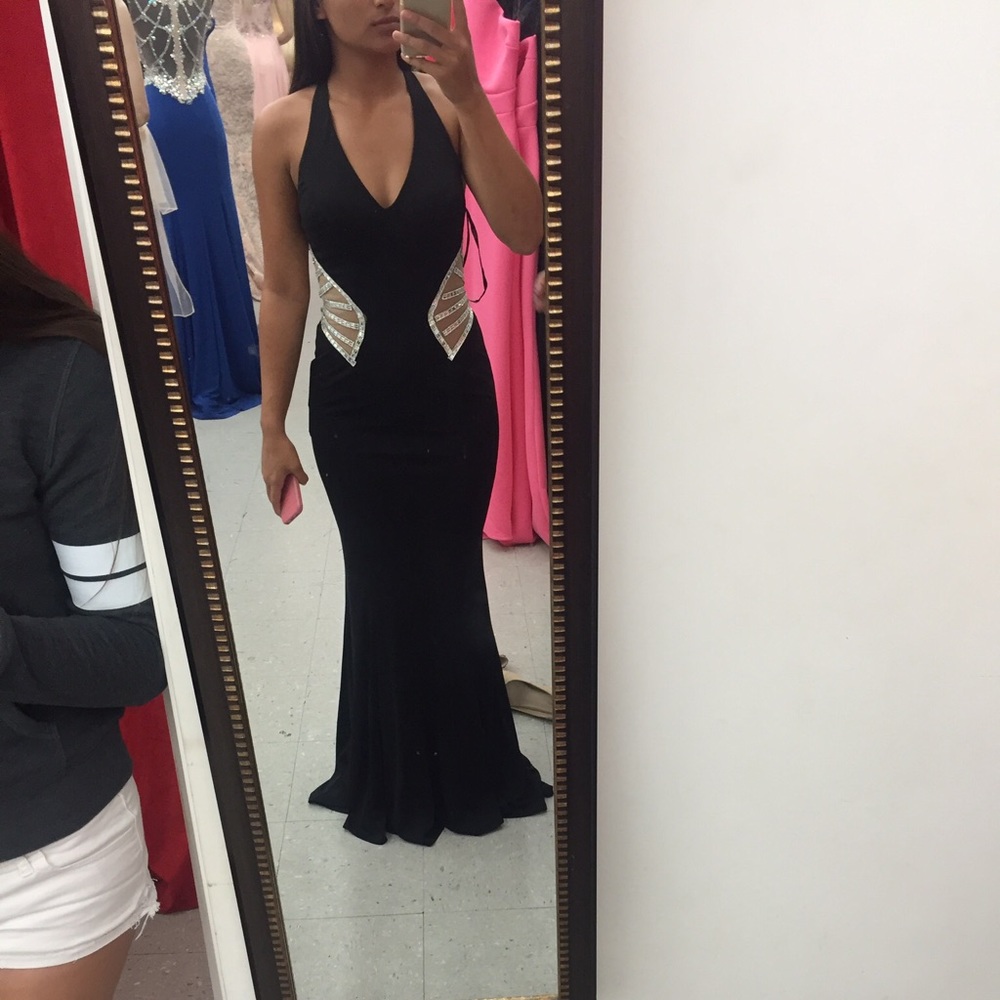 Black prom dress