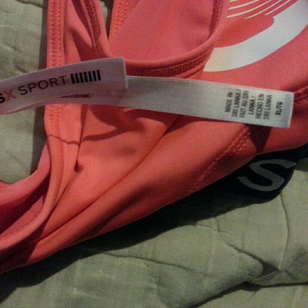 VS sports bra