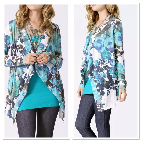 Boutique Sweaters - Lightweight Summer Cardigan Boutique Sweaters - Lightweight Summer Cardigan