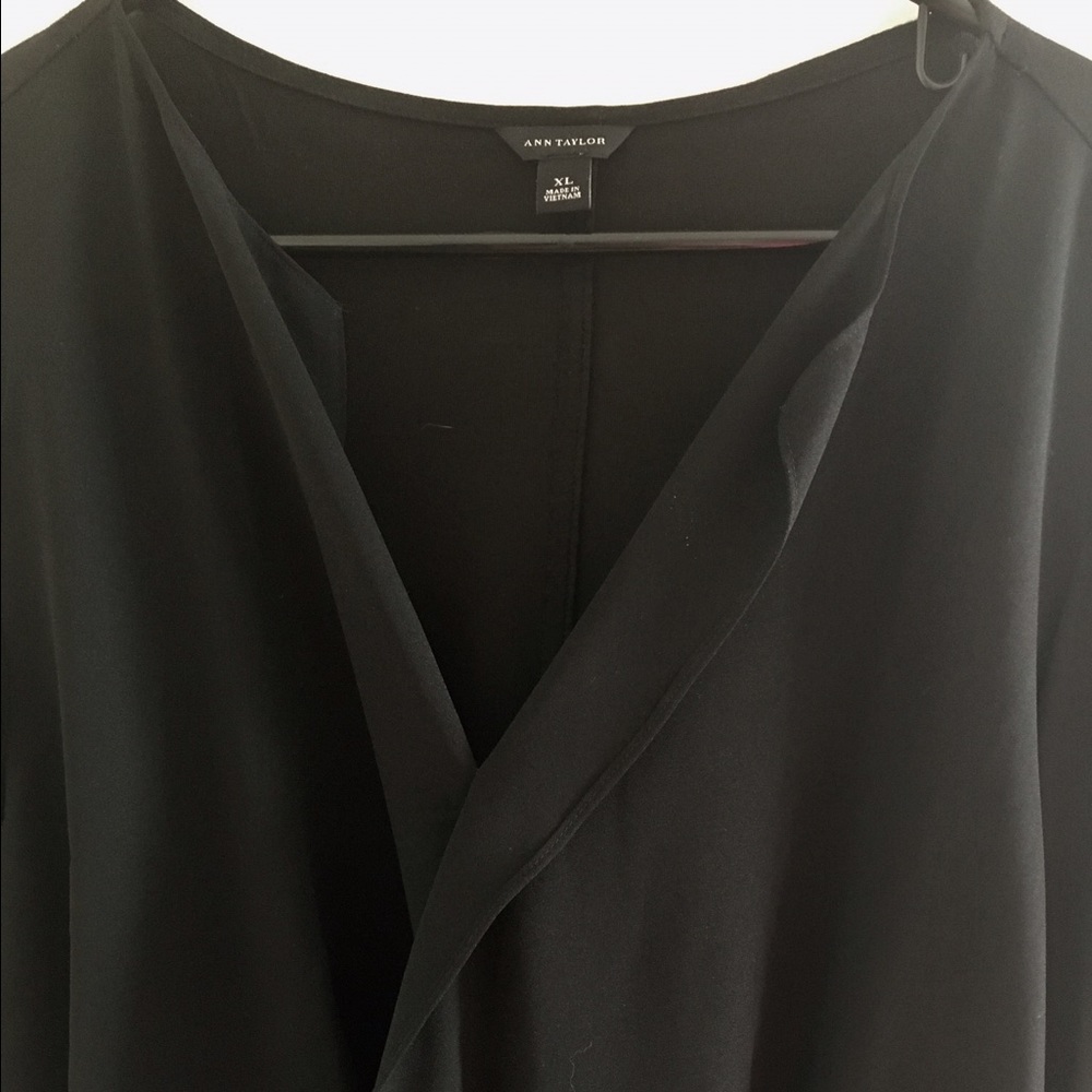 Long ruffled black lightweight shirt