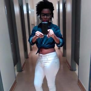 Meet your Posher, Naya