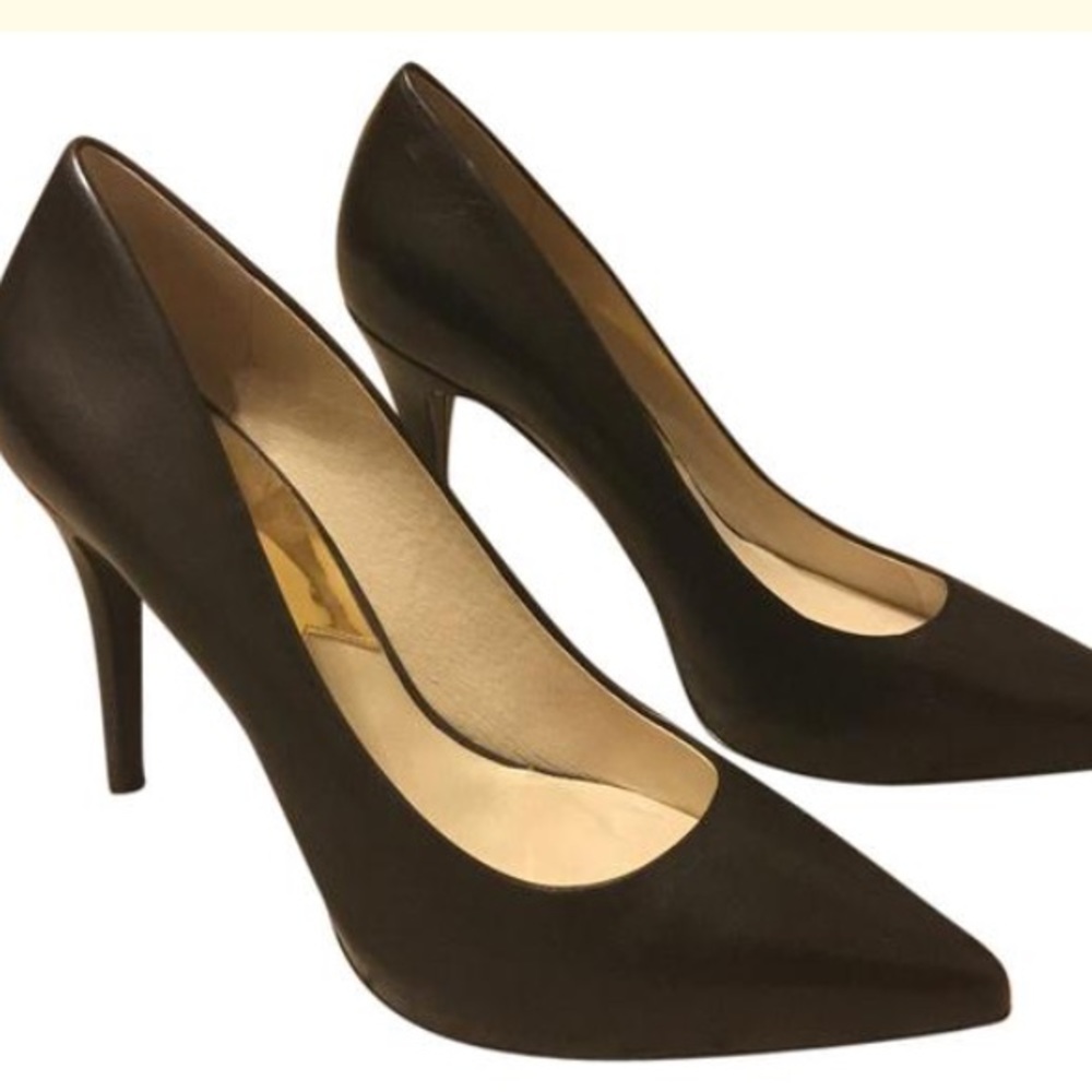 Michael Kors Black Matte Pointed Toe Pumps