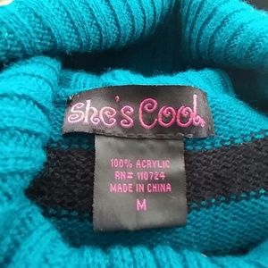 Sweaters - Short sleeve sweater Sweaters - Short sleeve sweater