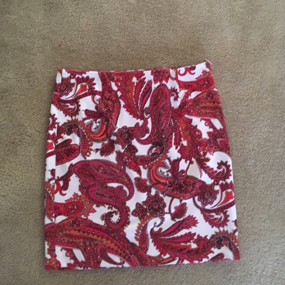 Skirt - Picture 1 of 3