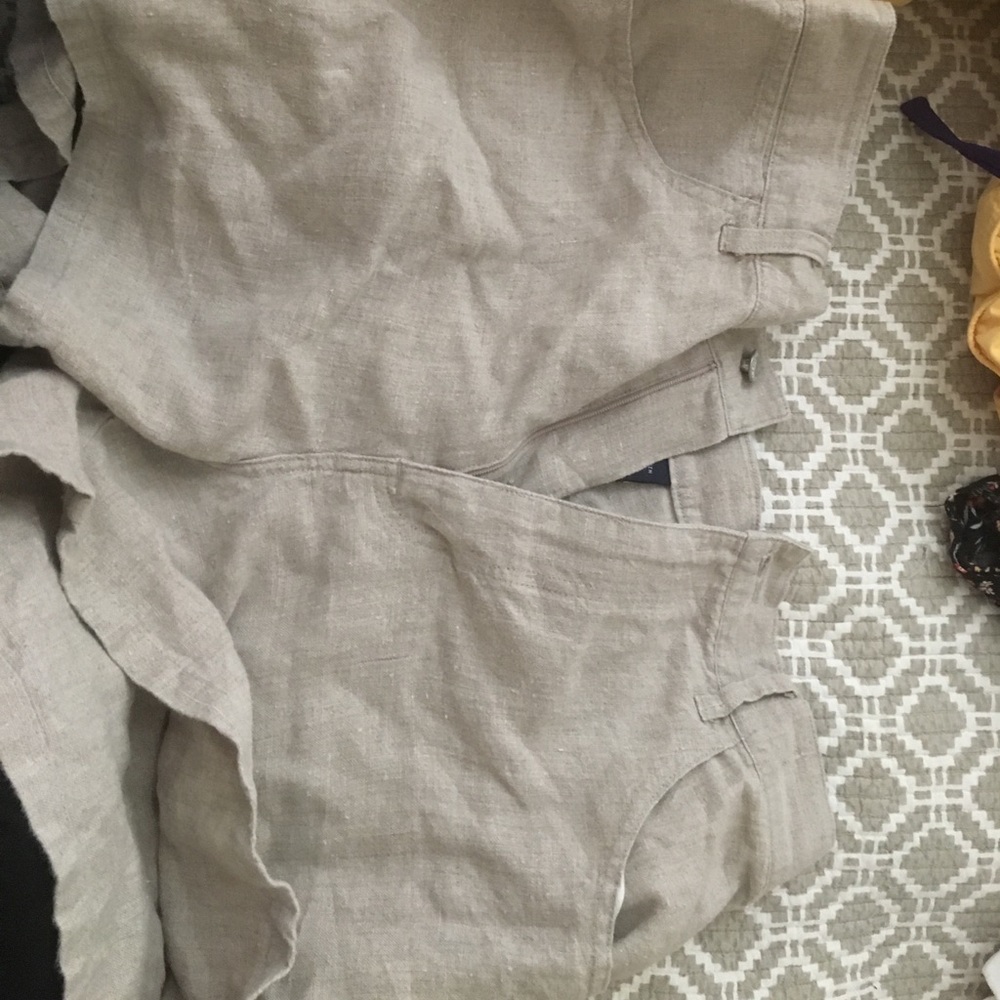 Gap shorts
