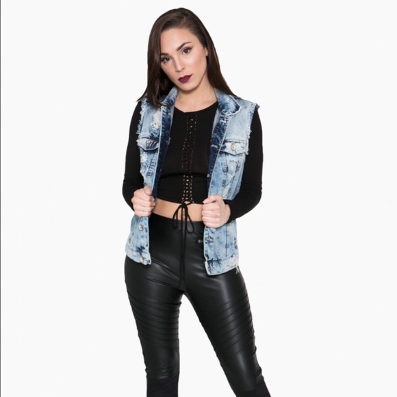 Meet your Posher, Amanda. - Picture 3 of 8