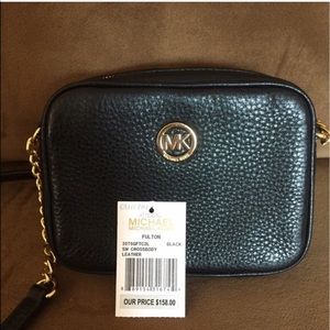 Authentic black leather Michael Kors Crossbody
