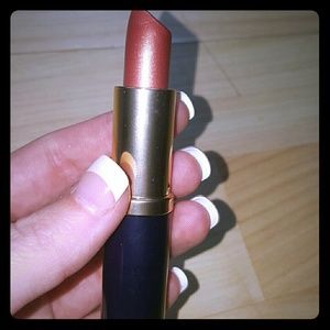 Estee Lauder Lipstick