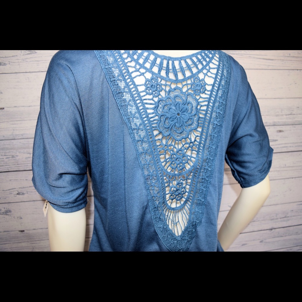 Crochet Back Top - Picture 5 of 7