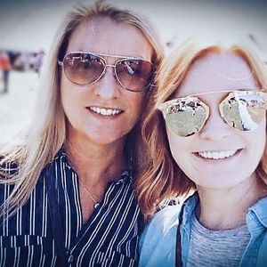 Meet your Posher, Leslie