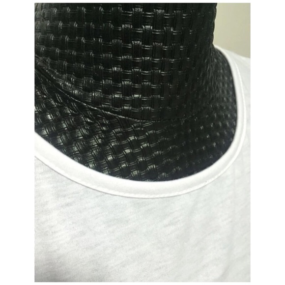 NEW! Cotton Knotted Crop Tee - Picture 2 of 4