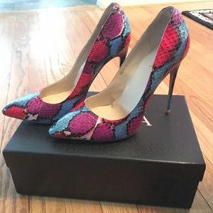 Akira high heels