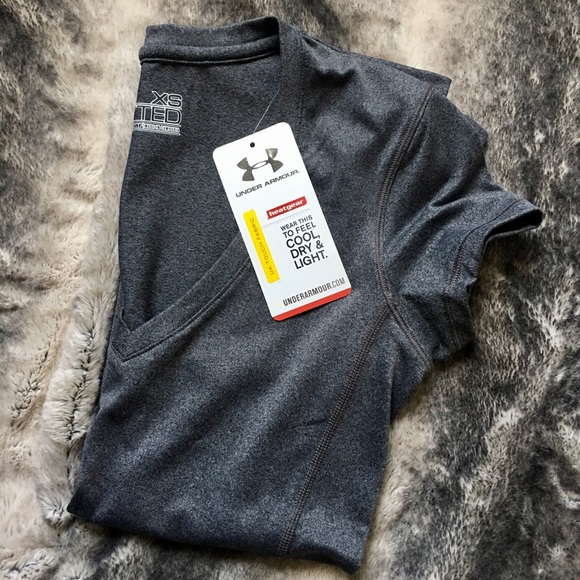 Under Armour Tops - NWT Under Armour Tee