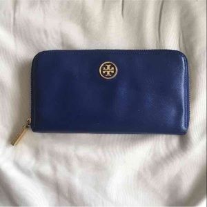 Tory Burch Robinson Continental Wallet