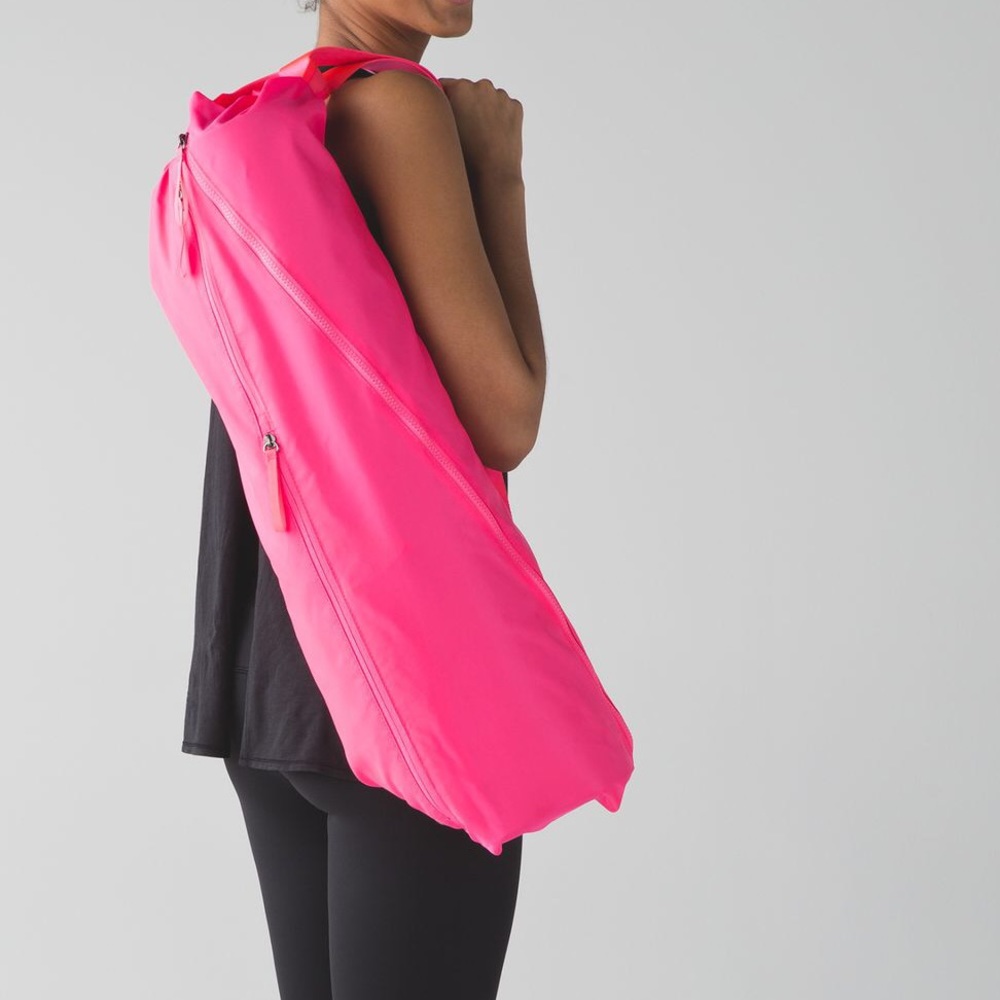 Neon pink RARE lululemon the yoga bag