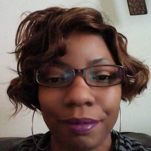 Meet your Posher, Chanel