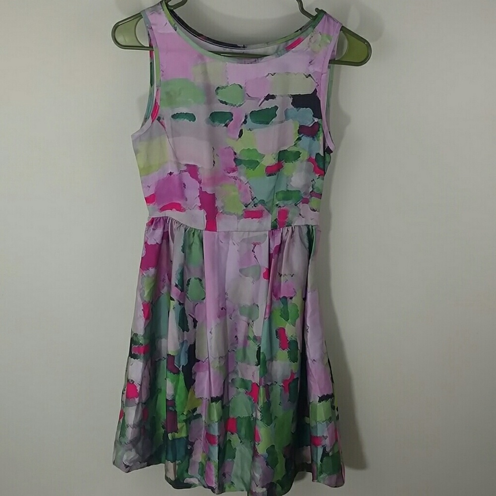 Mina UK sleeveless watercolor bubble dress
