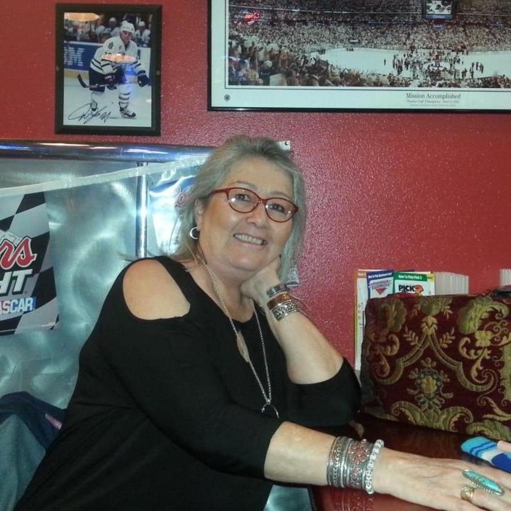 Meet your Posher, Angelina