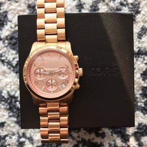 ✨SALE✨Michael Kors Rose Gold Watch like NEW!