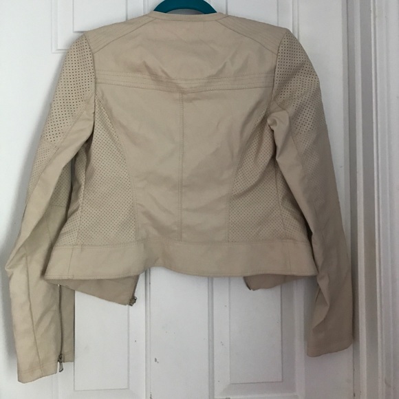 Jacket - Picture 2 of 2