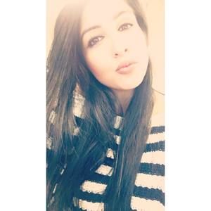 Meet your Posher, Roya