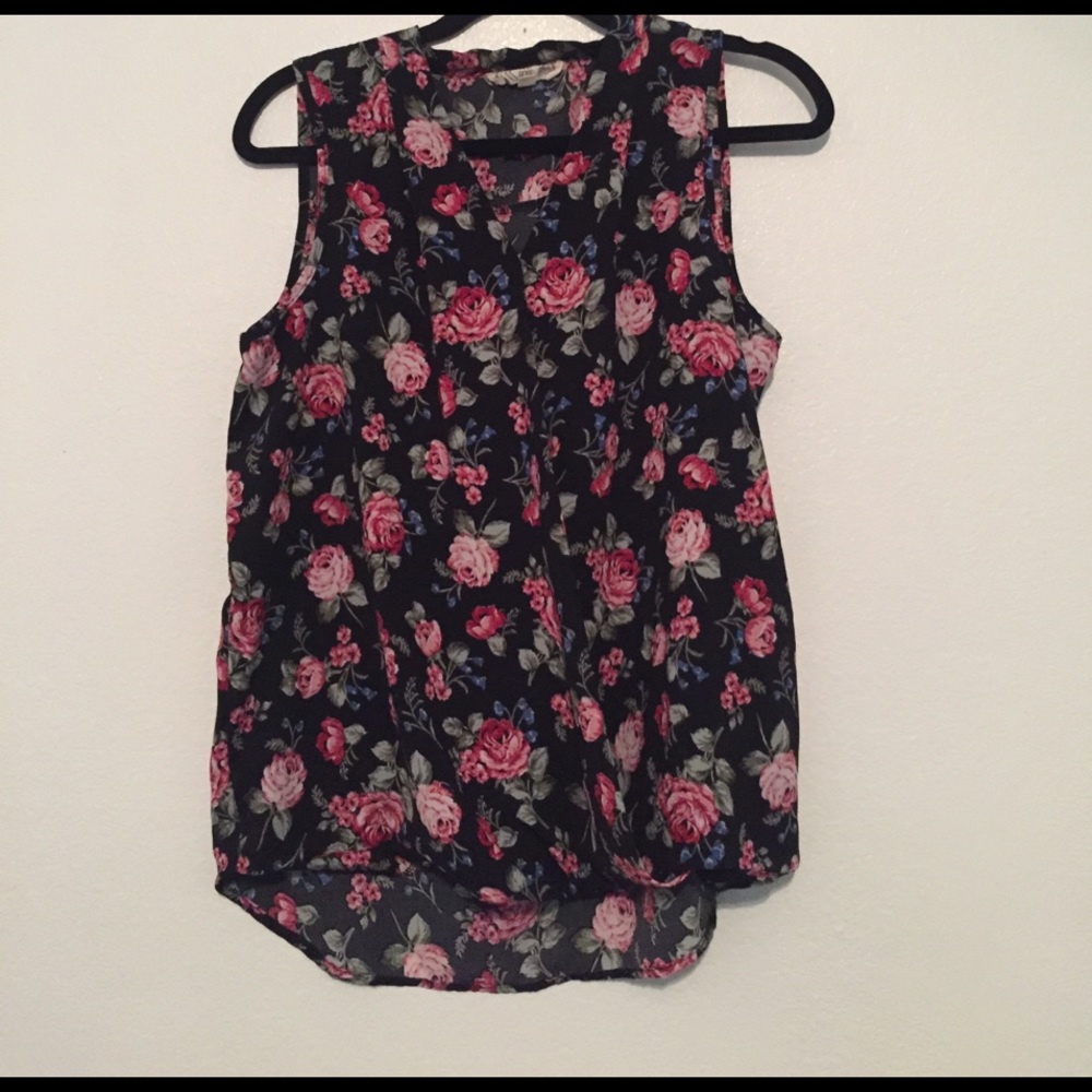 Floral top