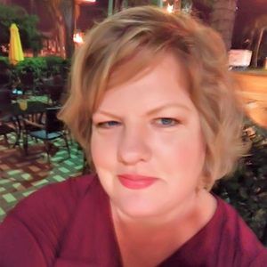 Meet your Posher, Felecia