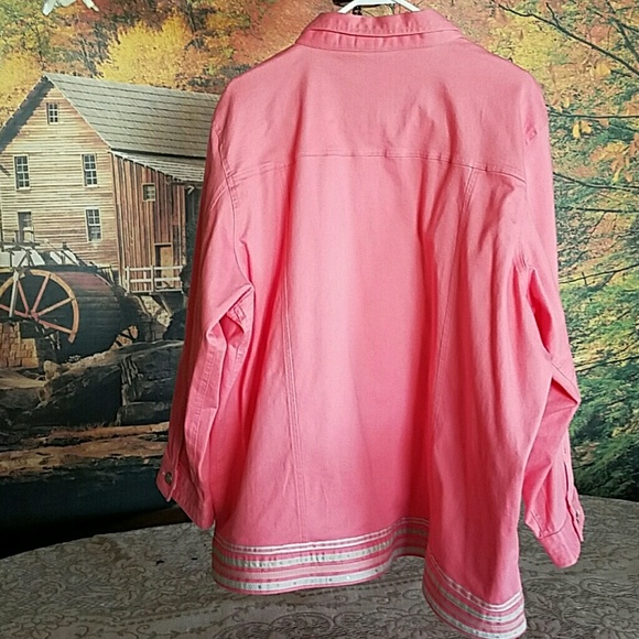 NORTH CREST DENIM JACKET - Picture 3 of 5