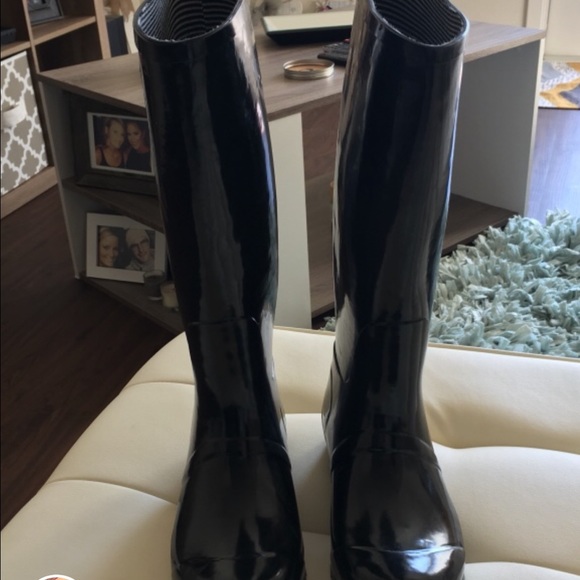 Rain boots - Picture 2 of 2
