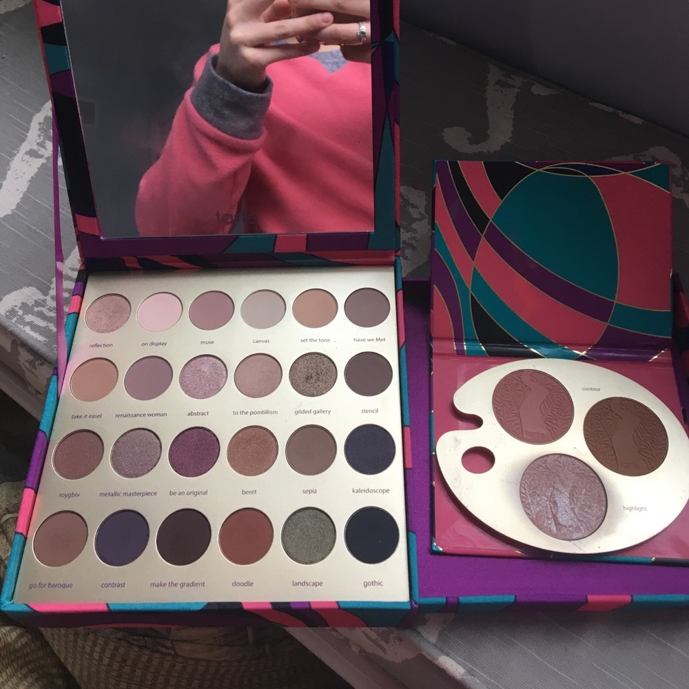 Tarte eyeshadow and cheek palette