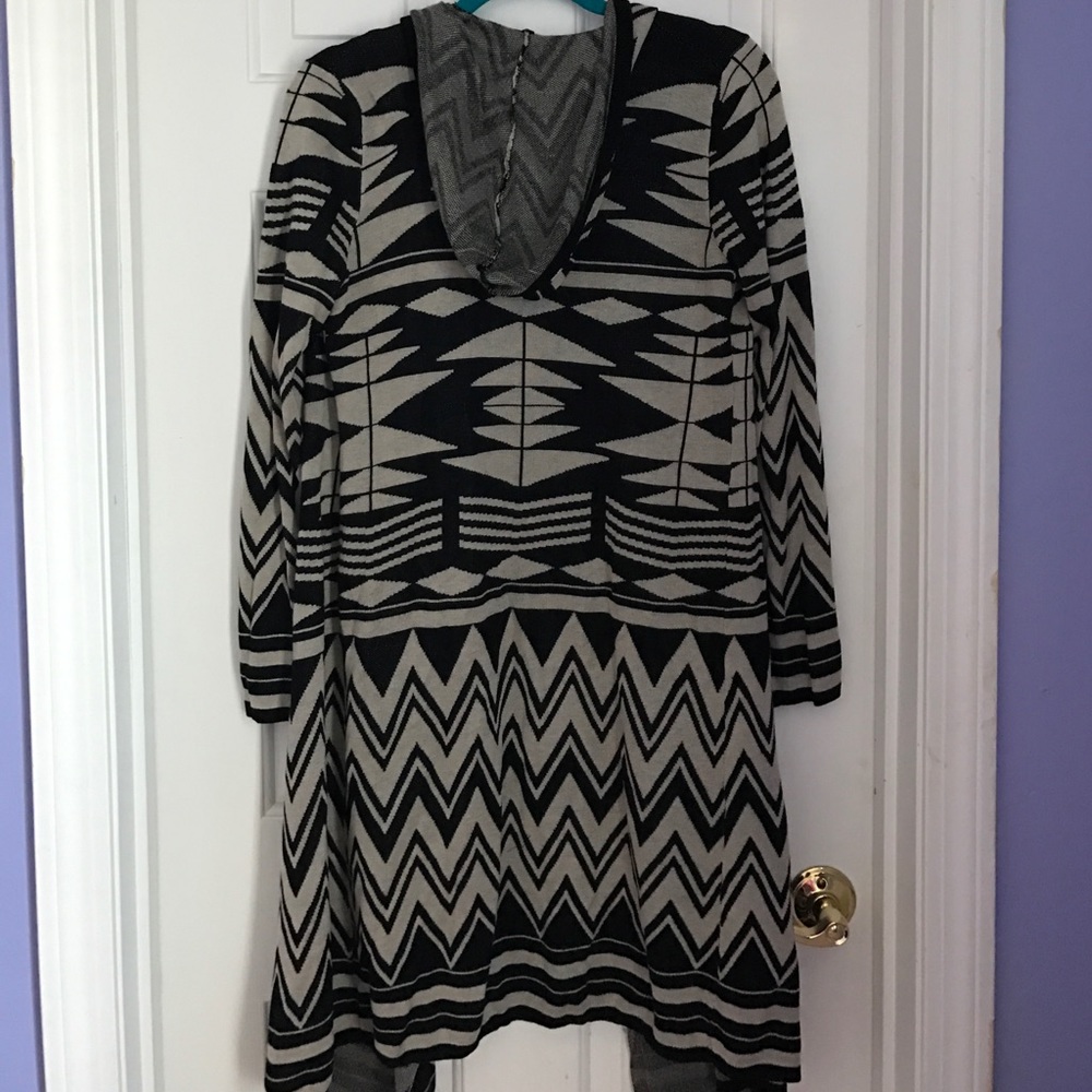 Cardigan - Picture 2 of 2