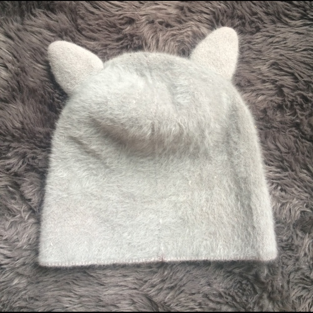 Grey kitty ear hat 😻