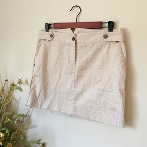 Express Beige Printed Mini! Size 6.