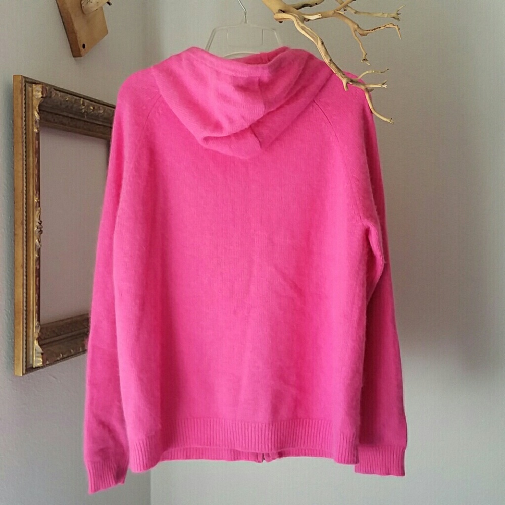 Isaac Mizrahi Pink Hoodie - Picture 3 of 5