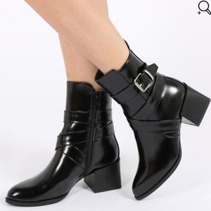 Ankle boots