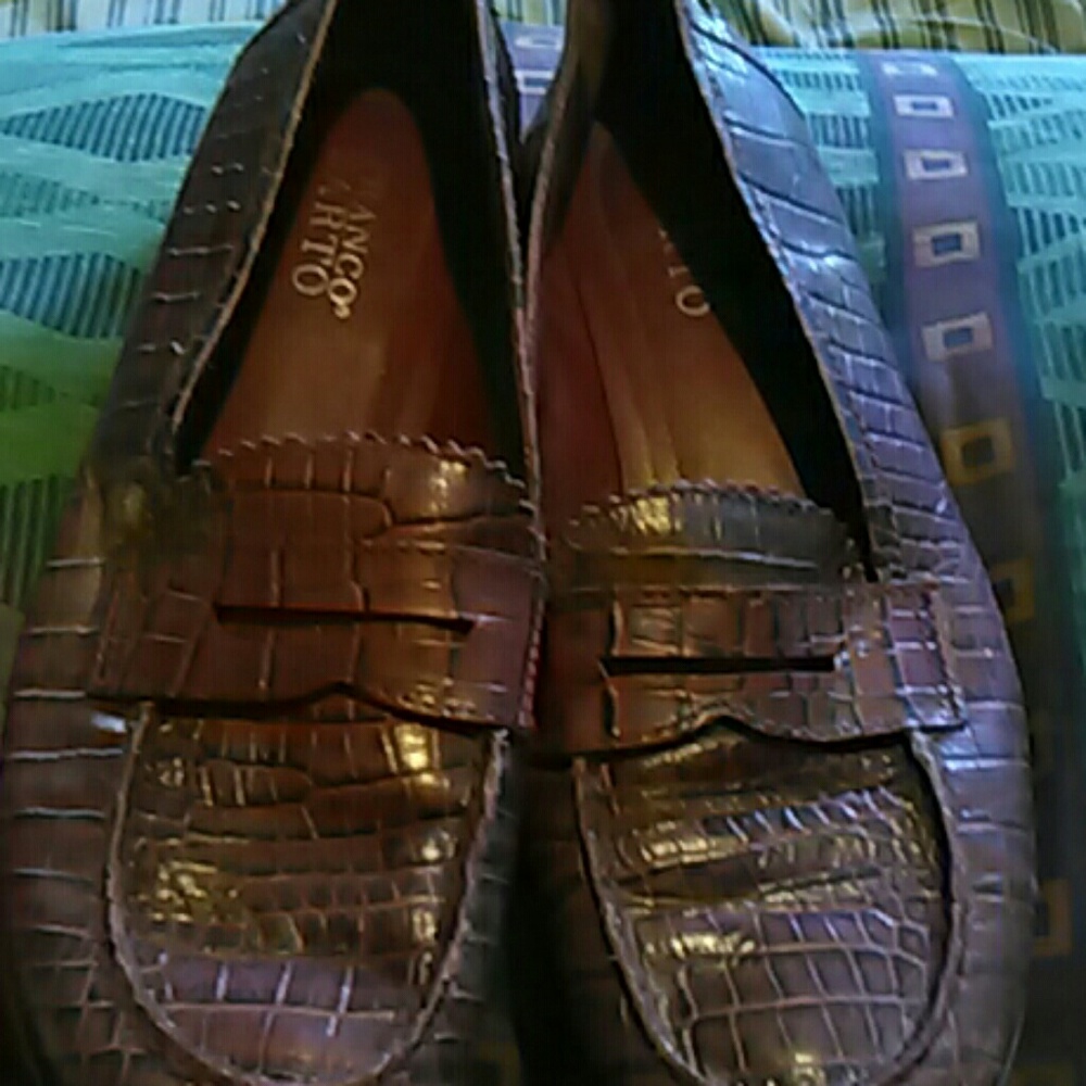 Franco Sarto loafers, worn 2x, good condition,