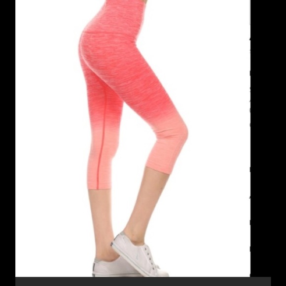 Coral Compression Crops w Fold Over Waist. - Picture 2 of 7