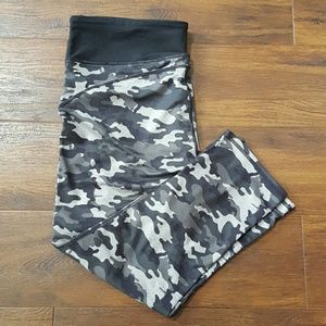Fabletics Pants - Fabletics black gray camo capris Fabletics Pants - Fabletics black gray camo capris