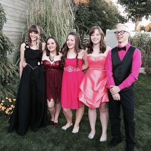 Meet your Posher, Alyssa