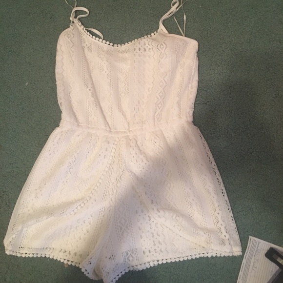 Romper - Picture 2 of 2